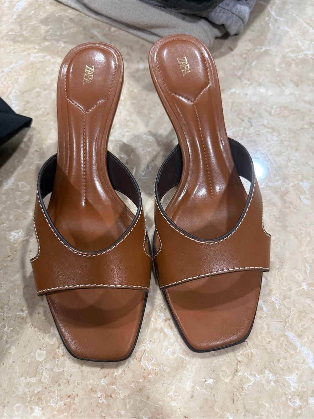 Zara Tan Brown Open-Toe Kitten Heel Slide - Picture 2 of 4